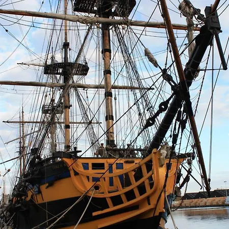 Edel De La Touche Balard